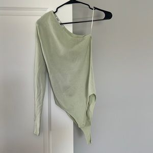 Women’s Zara Size Small Top